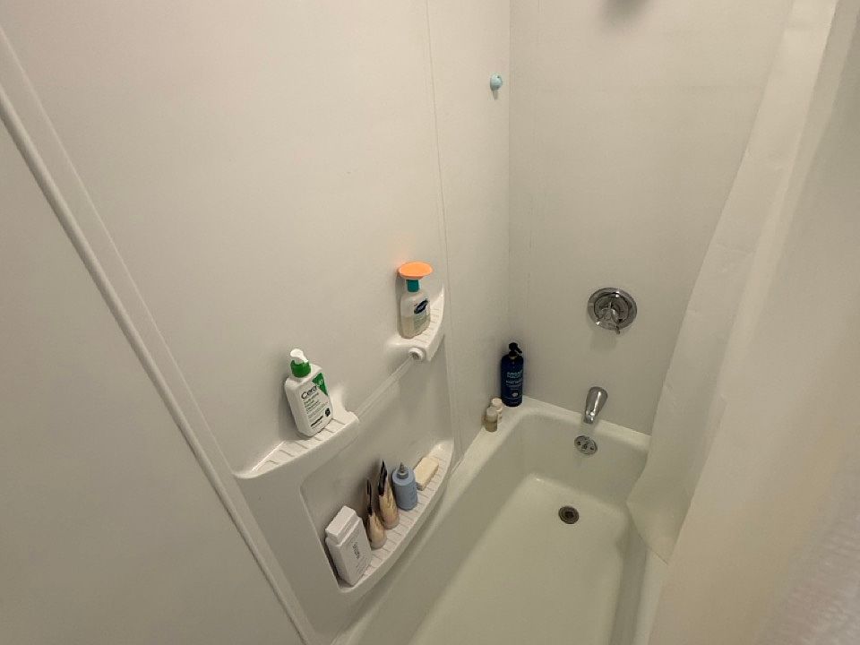 1st image of 639 Washington St APT 1