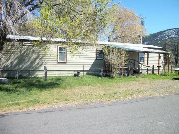 11899 Blue Rock Rd, New Pine Creek, OR 97635