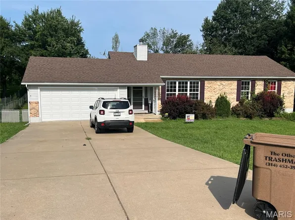 6352 Rainbow Rdg, Washington, MO 63090