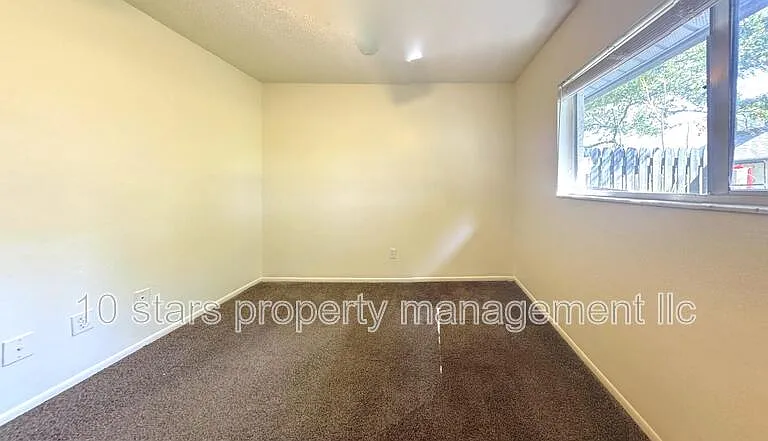 599 Capistrano Ct — Photo 20