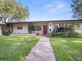 8355 SW 160th St, Palmetto Bay, FL 33157