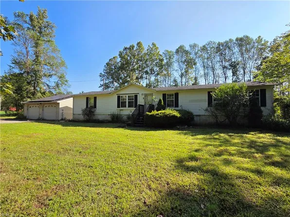 1440 Clancie Rd, Shacklefords, VA 23156