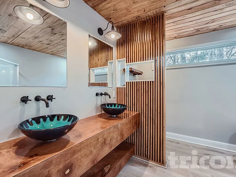 4305 Treeline Way — Photo 5
