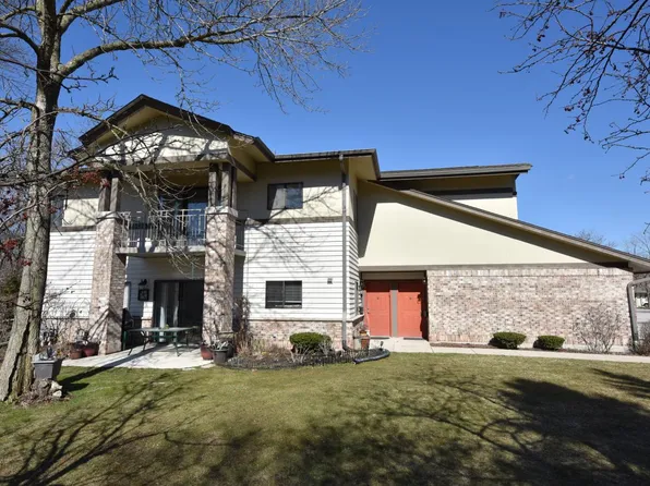 500 West Bender ROAD #87, Glendale, WI 53217