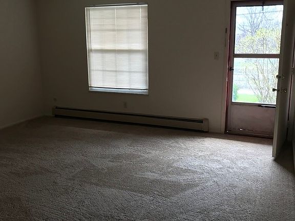 2nd image of 1588 Coventry St APT 3
