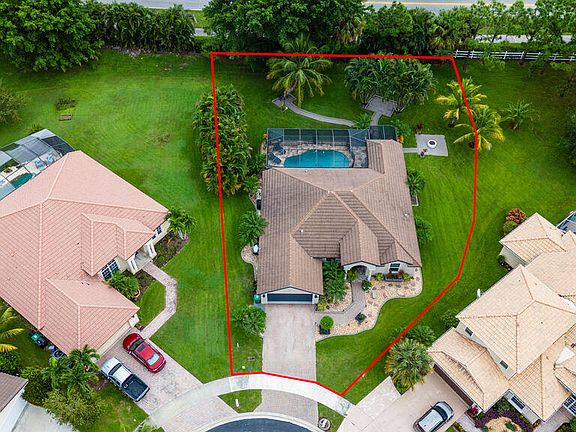 2nd image of 1232 SW Briarwood Drive