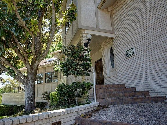 3rd image of 626 Oakland Hills Ln
