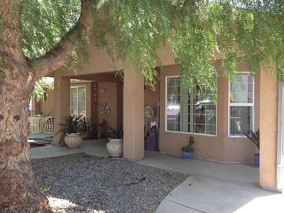 3rd image of 17037 Crescent Dr