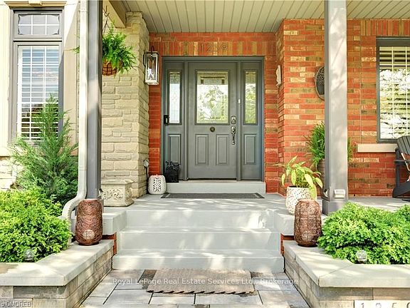 5th image of 1259 Glenashton Dr