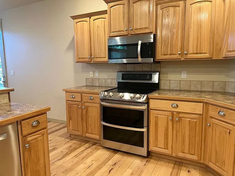 10485 N Bridle Way — Photo 11