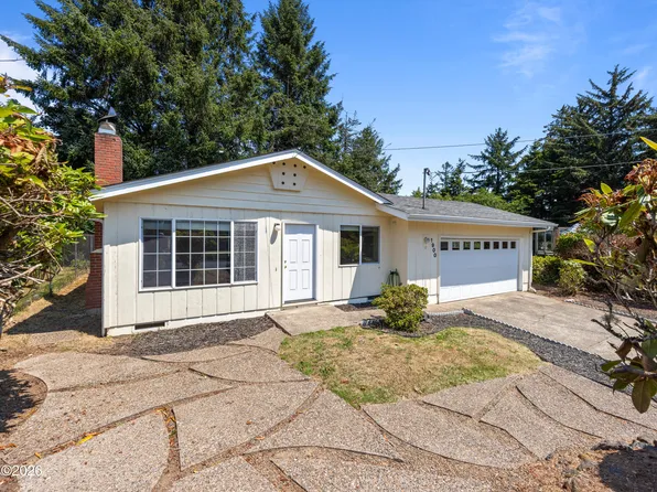 1900 NE Crestview Ct, Newport, OR 97365