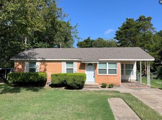 831 Southloop Dr, Duncanville, TX 75137