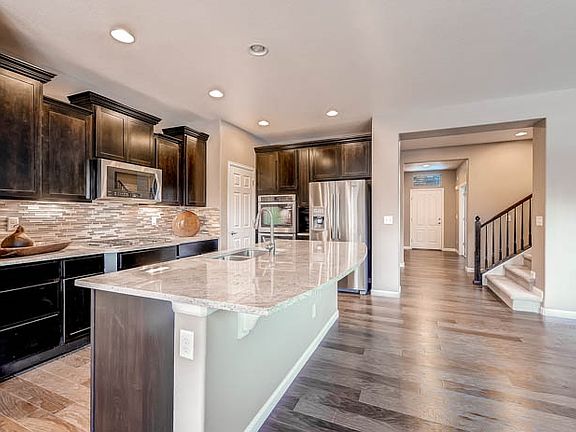 15 Kitchen
