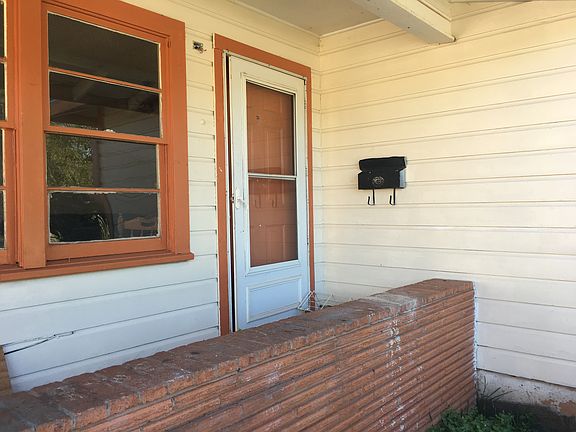 4th image of 1321 S Jefferson Dr