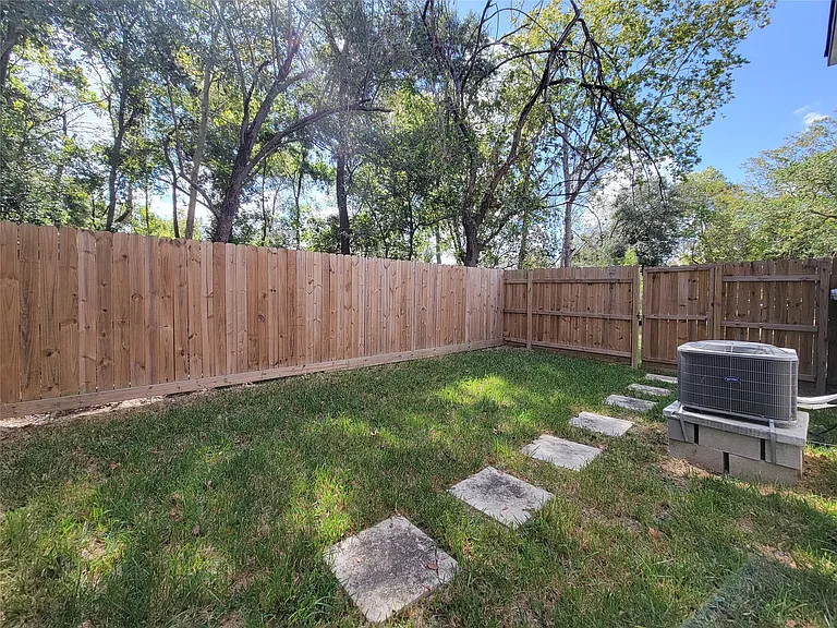 7202 Sandle St #A — Photo 28