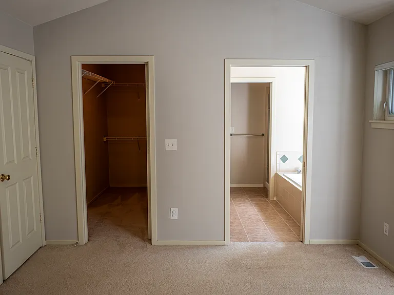 15632 NE 92nd Way — Photo 14