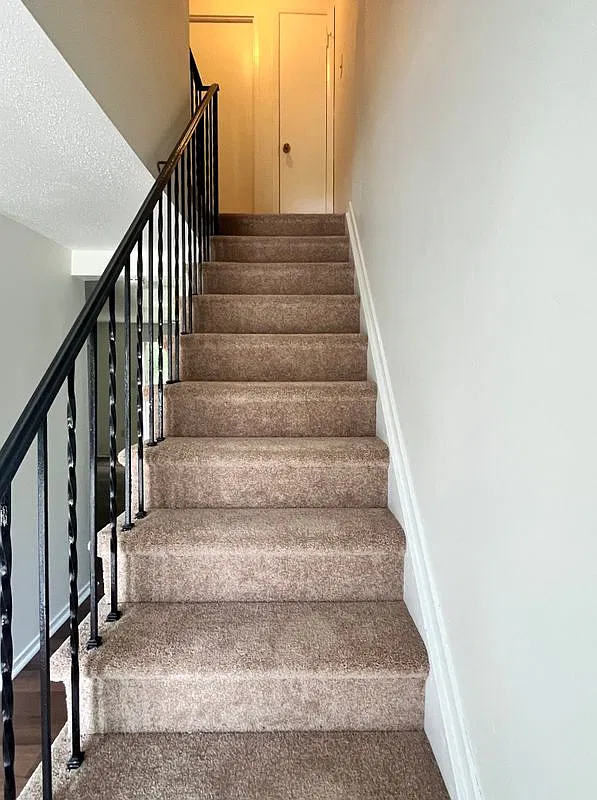 2 bed, 1.0 bath, 815 sqft, $1,950 — Photo 2