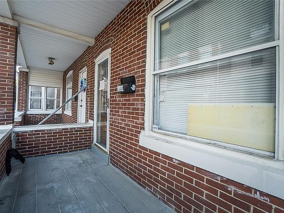 2nd image of 213 N Railroad St
