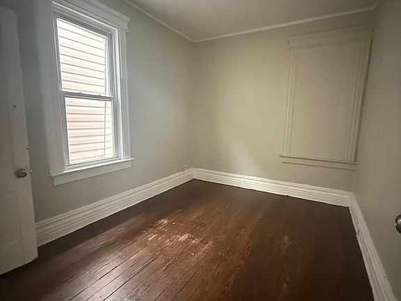 4th image of 138 Seymour Ave #2A