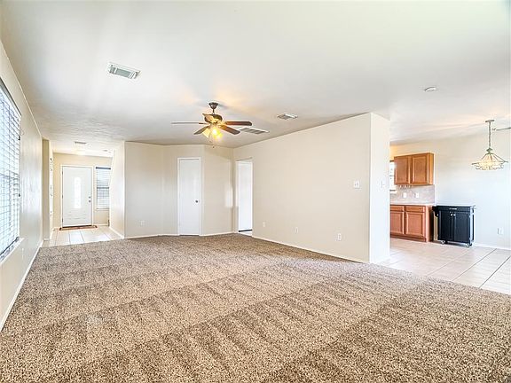 5th image of 2126 Nichole Woods Dr