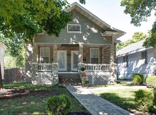737 S Pickwick Ave, Springfield, MO 65802