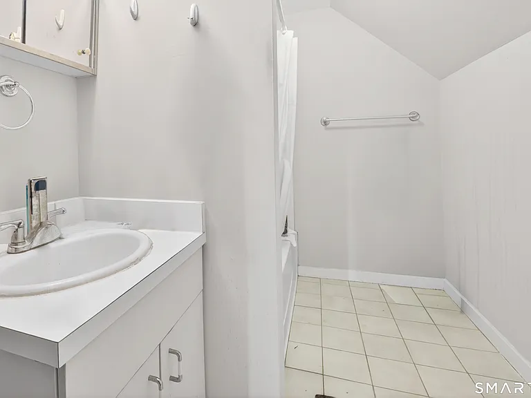 62 Lawrence St #3 — Photo 14