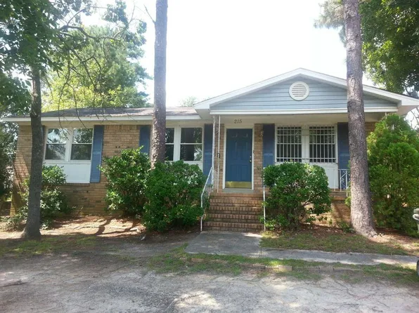 215 Kingnut Dr, Columbia, SC 29209