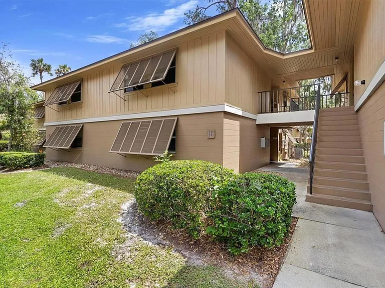 110 Cypress Woods Ct #2B — Photo 2