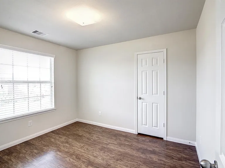8922 San Alberto — Photo 17