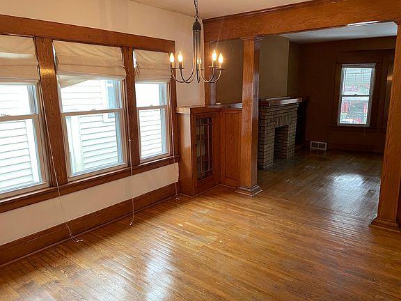 4th image of 102 Saranac Ave #2