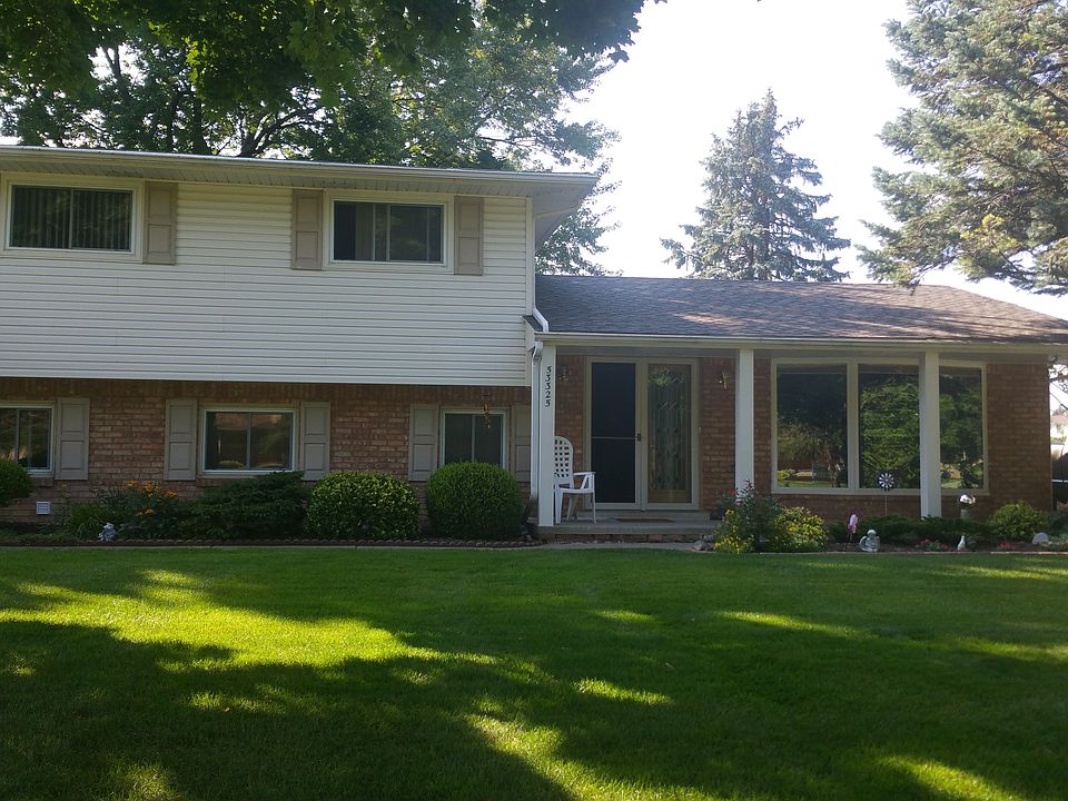 1st image of 53325 Woodbridge Dr