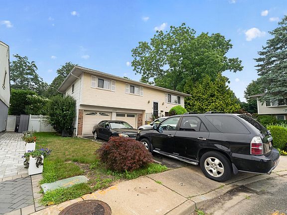 2nd image of 2496 Enid Court