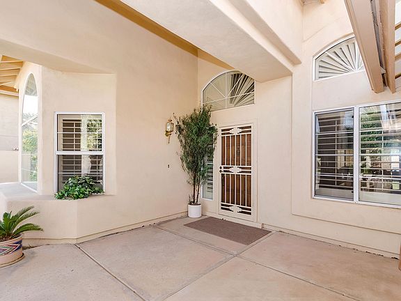 3rd image of 3541 W Orchid Ln