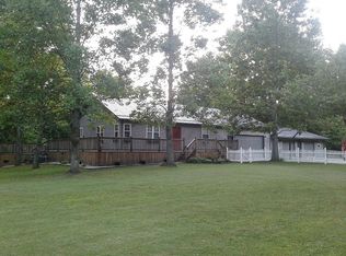 19690 N 2250th St, Dennison, IL 62423