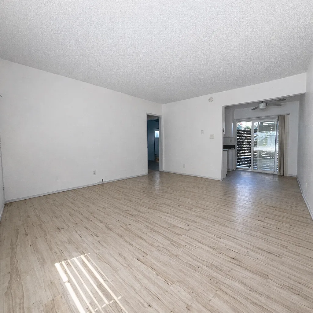 2 bed, $2,395 — Photo 2