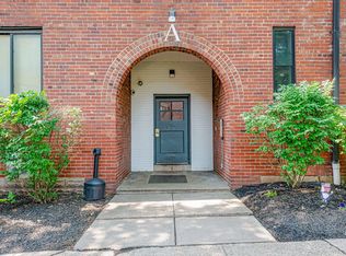 873 Boggs Ave #C1, Pittsburgh, PA 15211