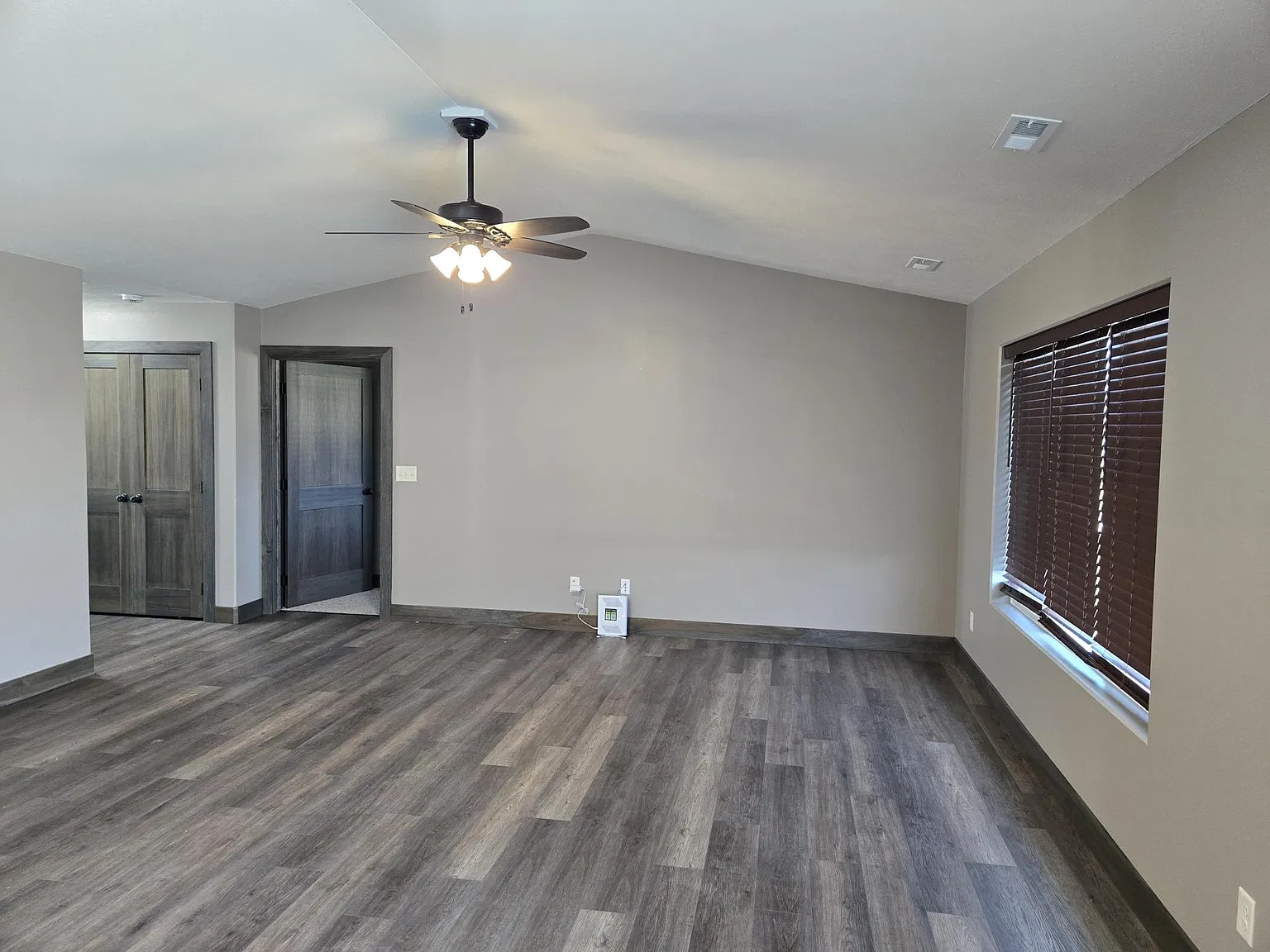 2 bed, $1,700 — Photo 3