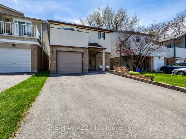 15 Graham Ct, Whitby, ON L1N 6E1
