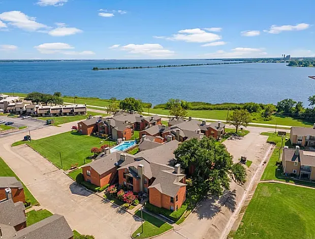 5909 Lake Hubbard Parkway, Unit 213 — Photo 2