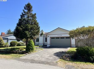 1326 Crissey Cir, Brookings, OR 97415