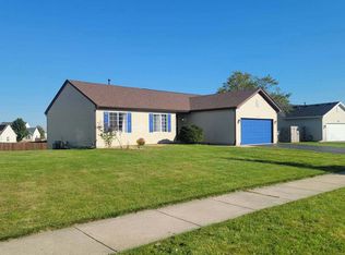1911 Sunshine Ct, Zion, IL 60099