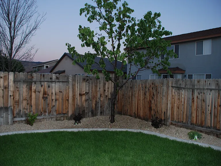 1610 Westmont Ln — Photo 4