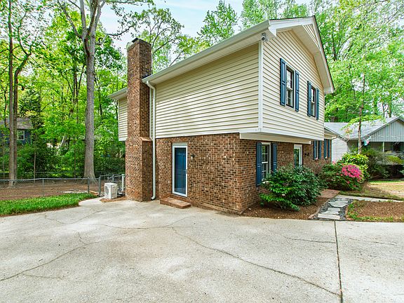 4th image of 404 Lynchester Ct