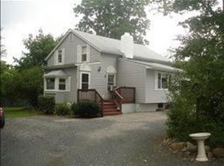 33 Coddington Rd, Whitehouse Station, NJ 08889