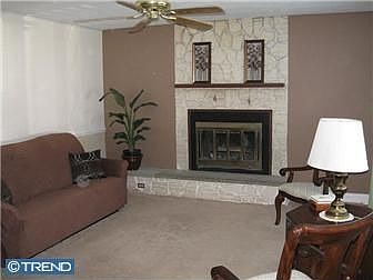 2nd image of 109 School House Ln