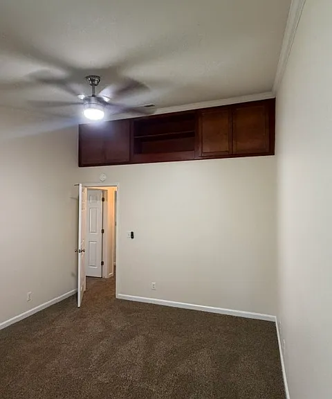 1930 Everett Ct — Photo 24