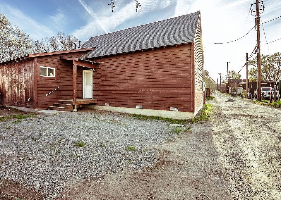 1st image of 506 Haggard Way
