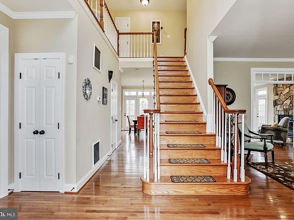 3rd image of 43112 Belgreen Dr