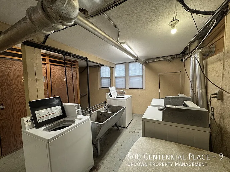 900 Centennial Pl #9 — Photo 4