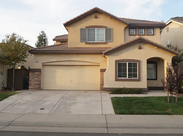 1520 Black Bear St, Roseville, CA 95747